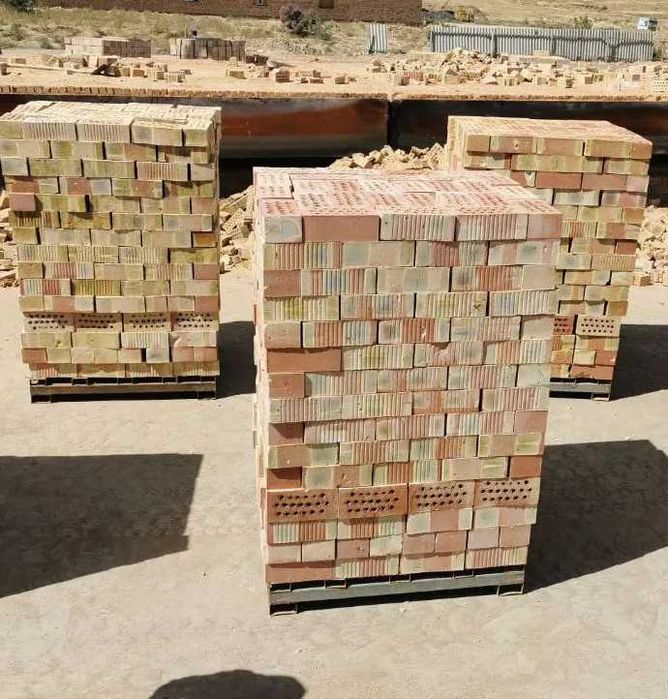 Пишган гишт. Доставкаси билан.