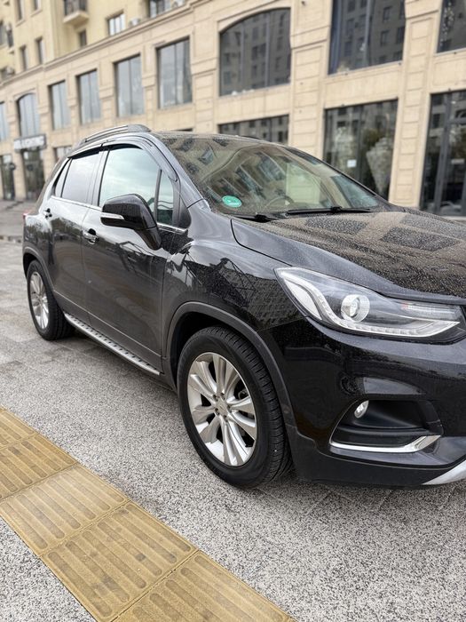 Tracker 1 Primer 2019 yil 69000 km 9450$ srochniy