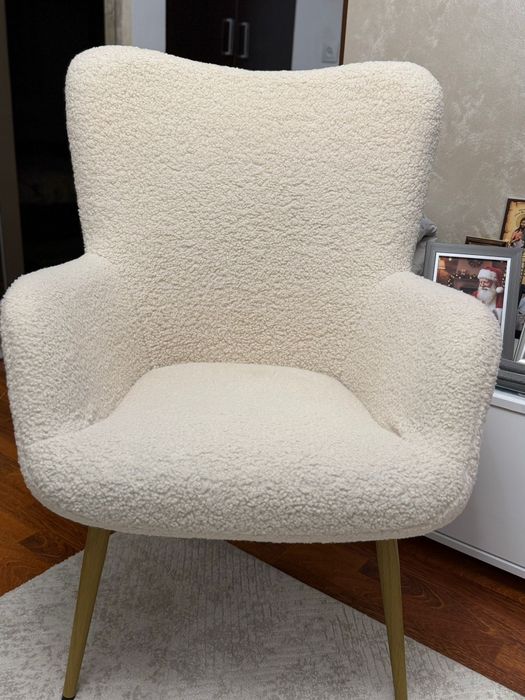 Fotoliu alb-crem leaving