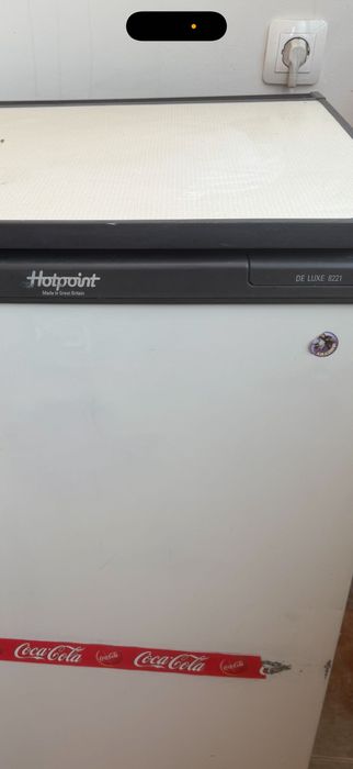 Хладилник работещ марка Hottpoint