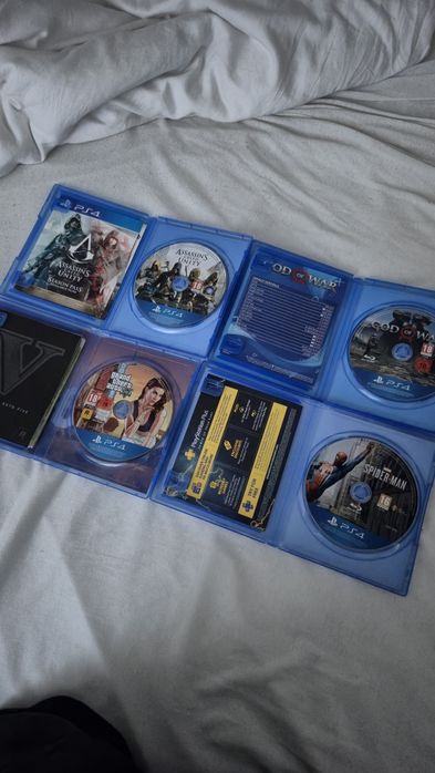 Playstation 4 slim | Плейстейшън 4 слим(PS 4) КАТО НОВ!!