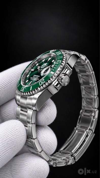 Rolex Submariner Date — Green Watch