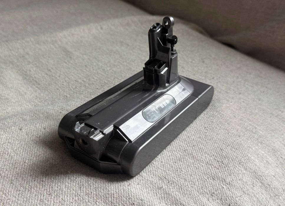 Baterie Originala Dyson V10 SV12 Click In 25.2V 2600mAh Testata