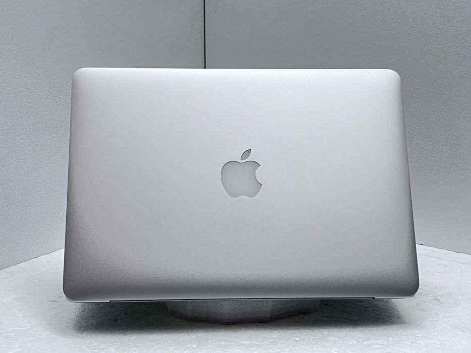 Реновиран лаптоп Apple MacBookPro12.1 13.3 i7-5557U 16GB 500GB