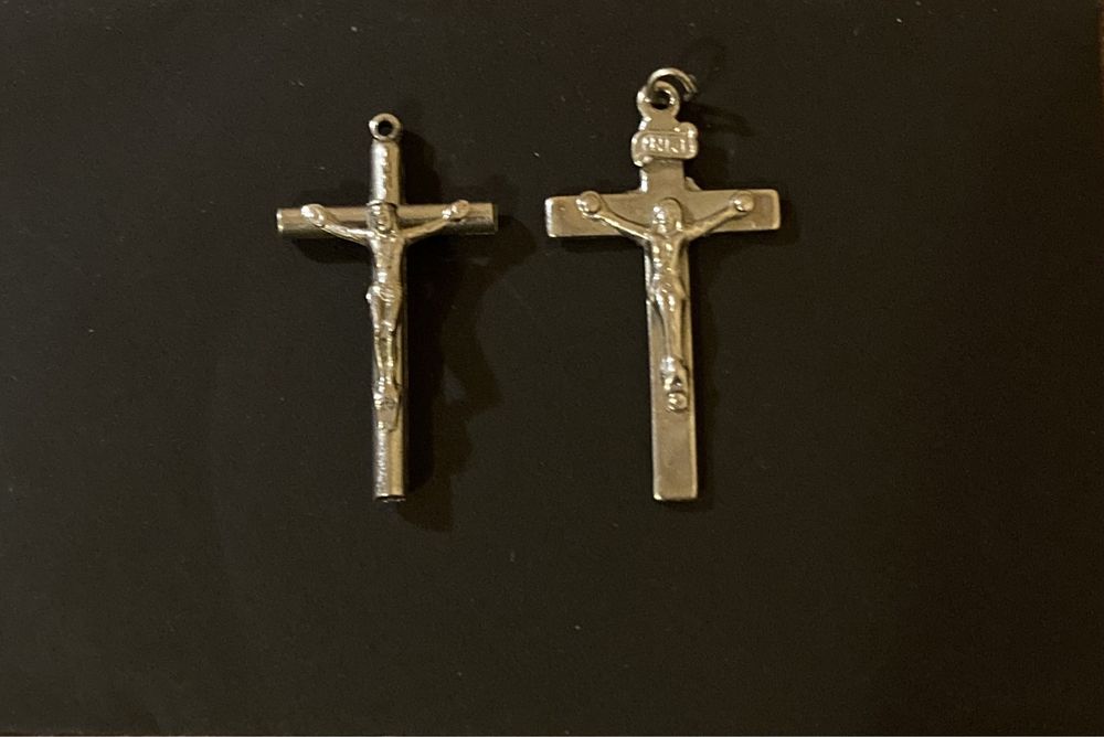 Пръстени и висулки за врат, обеци