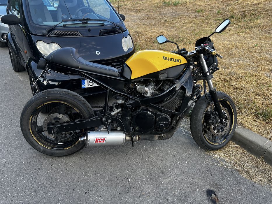 Vând schimb Moto Suzuki GSX600F Cafe Racer  - din 2002