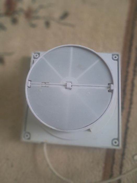 Вытяшка продаётся