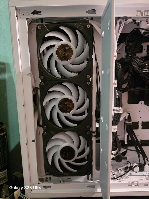 Асемблиране на конфигурации за гейминг или офис на достъпни цени!