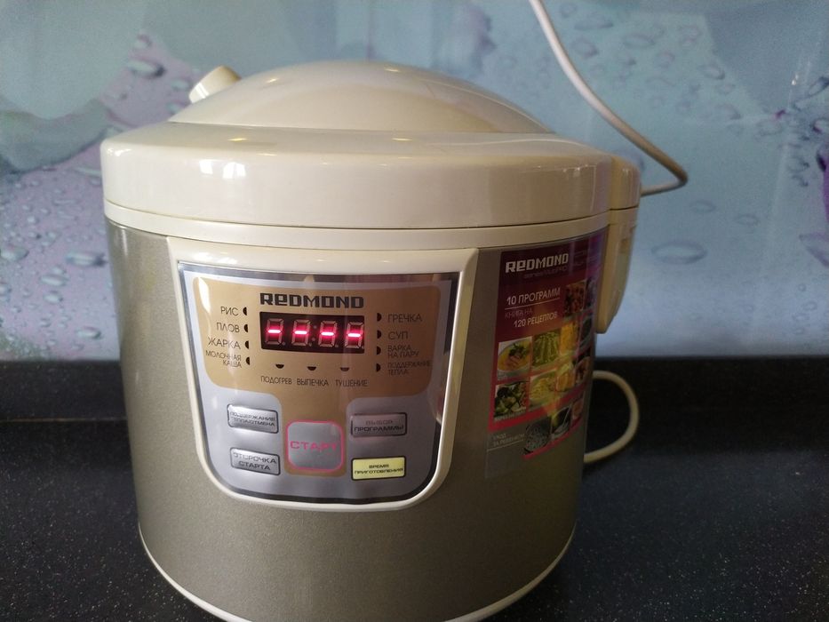 Мультиварка REDMOND