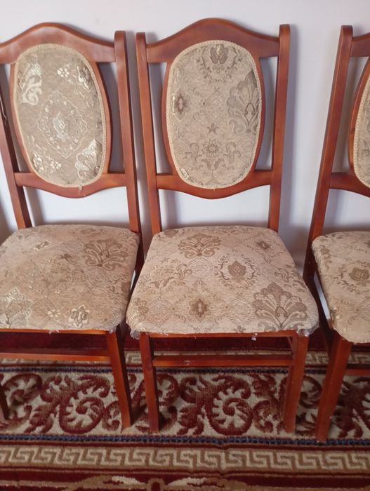 Mexmonlar uchun stol stullar arzon narxda