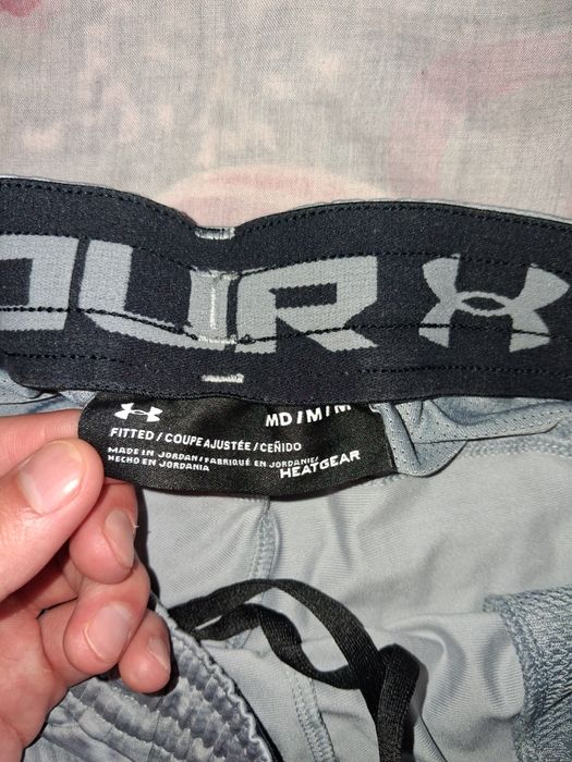 Pantaloni scurti under armour
