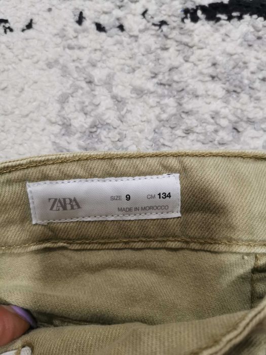 Дънки на Zara и H&M