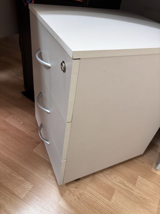 Тумба для офиса и дома