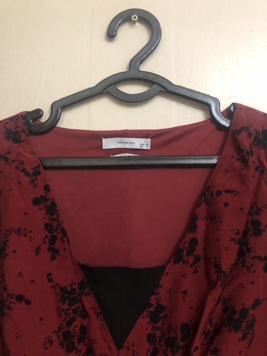 Женское платье фирмы reserved