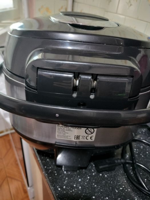 Multicooker Russel Hobbs