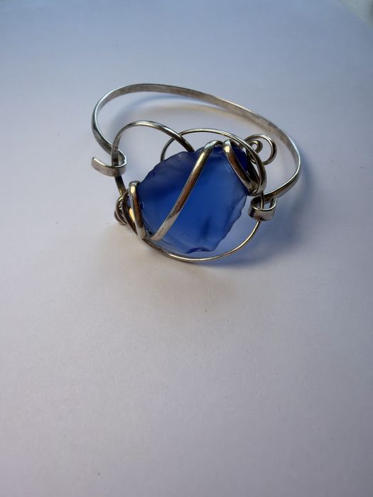 Серебряный браслет ручной работы (wire wrap), из Майями