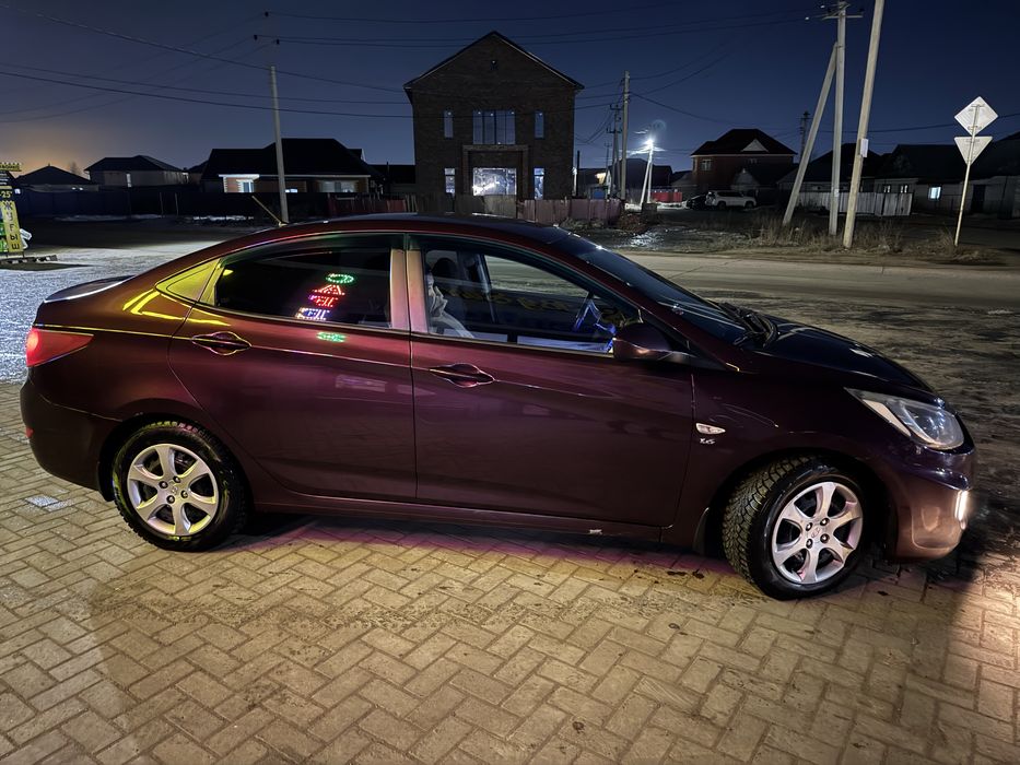 Продам машину хундай