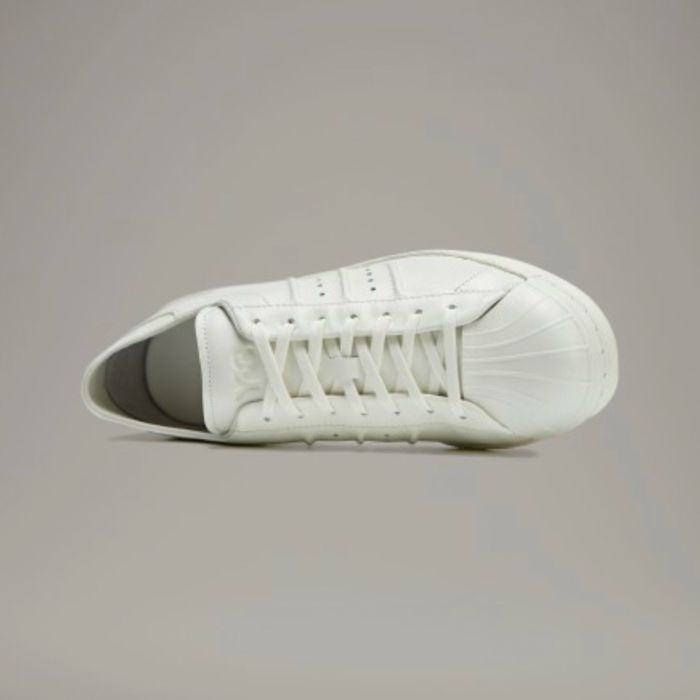 Новые кроссовки Y-3 Superstar