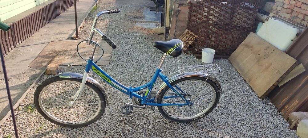 Велосипед (ц.: сине-бело-голубой, модель: Valencia 1.0; произв.сб.: Ки