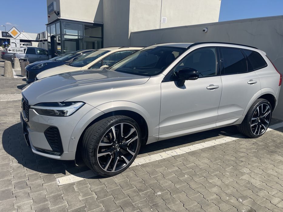Vand VOLVO XC60 an fabr. 2023 disel electric km 79000.. masina este cumparata de la reprezentanta Volvo din Suedia .