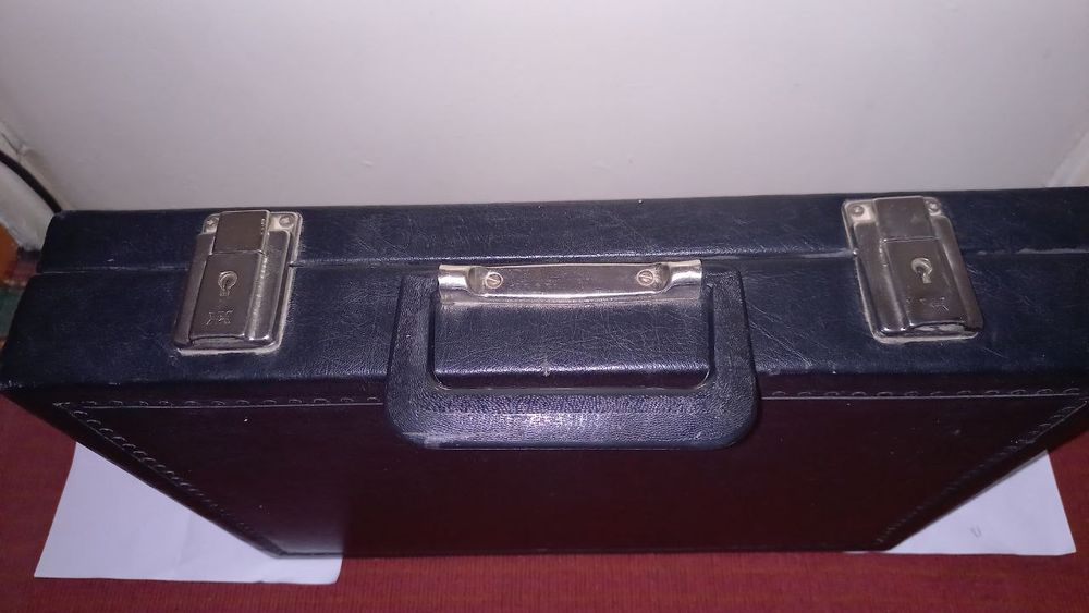 продаю советский дипломат