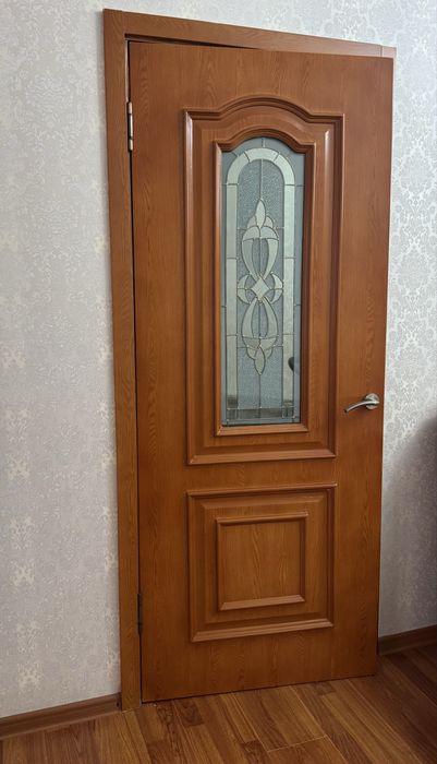 Сапасы өте жақсы. Сырты лакпен боялған.