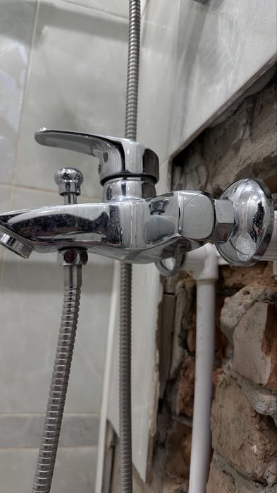 Смеситель для ванной