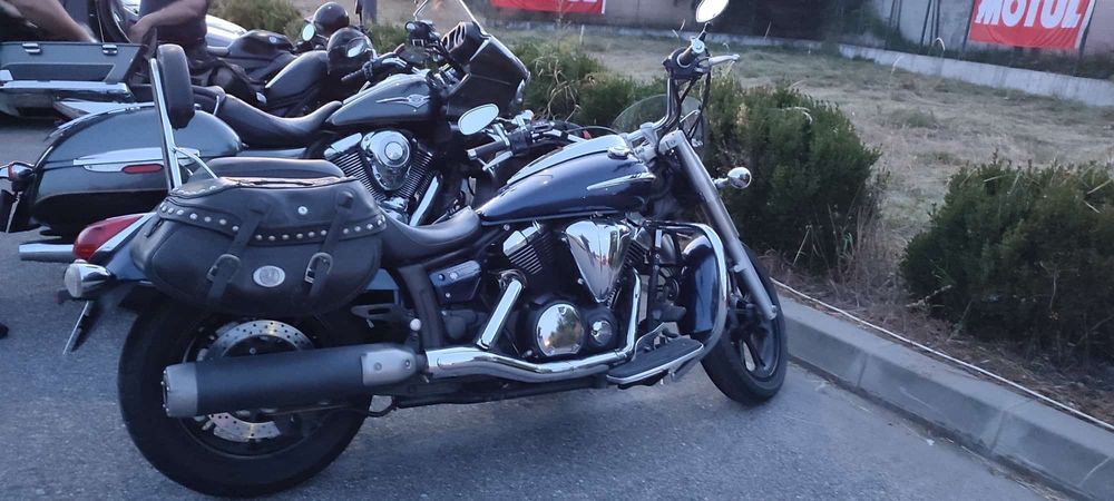 Motocicleta chopper YAMAHA xvs 950  Midnightstar