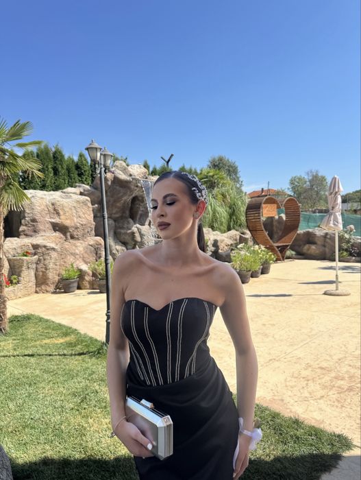 Официална черна сатенена рокля