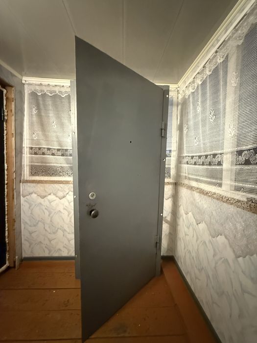 Продается дверь входная