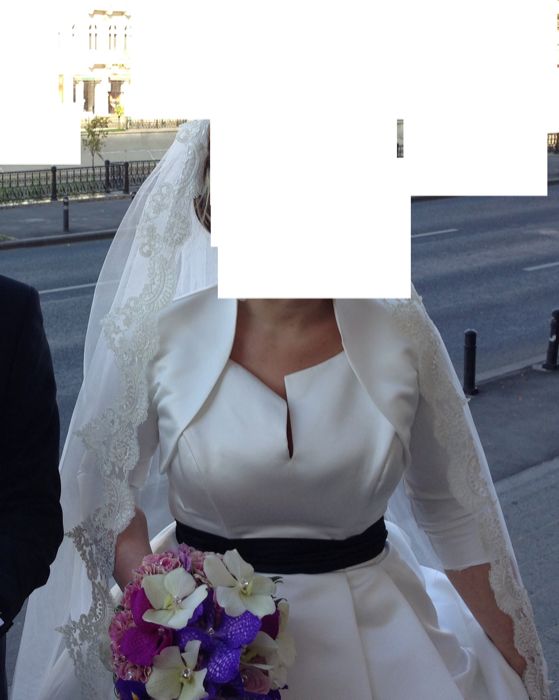 Vând rochie de mireasă