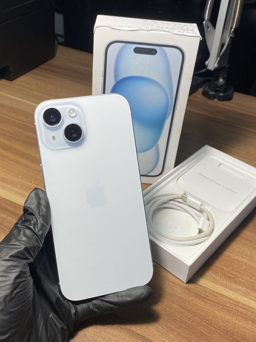 iPhone 15• 128 GB • Blue
