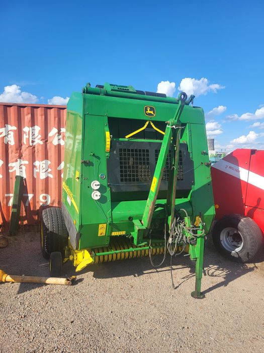 Пресс-подборщик John Deere 580