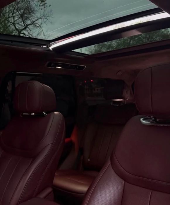 Nasiya savdoga Range Rover Autobiografy P400