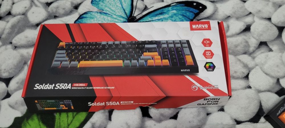 Vând tastatura gaming Marvo K638A