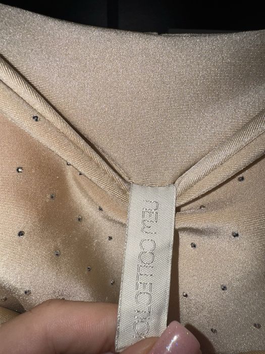 Rochie eleganta cu pietricele