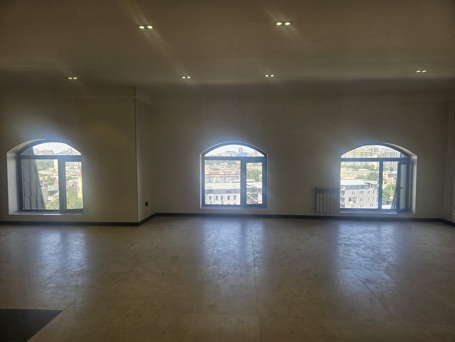 Primeum klassdagi ofislar ijaraga beriladi.dizaynesrkiy evroremont .