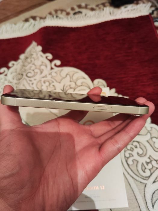 Айфон 13 идиал без ремонта