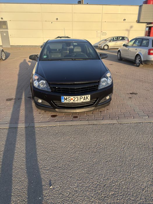 Opel Astra H GTC