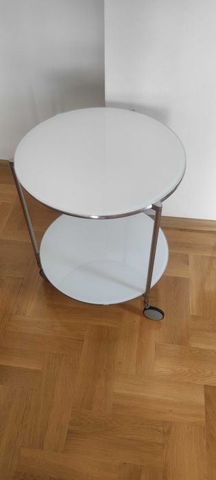 Дизайнерска подвижна масичка Ikea Strind