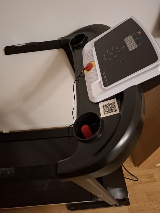 Vând banda de alergat