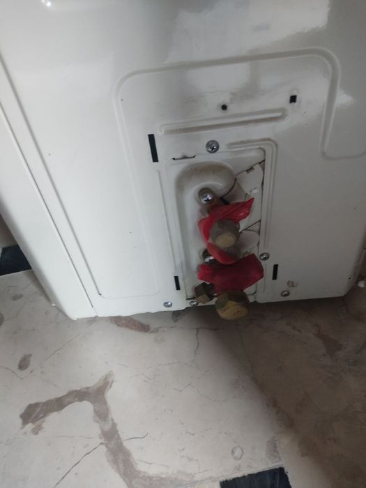 Кондиционер грее