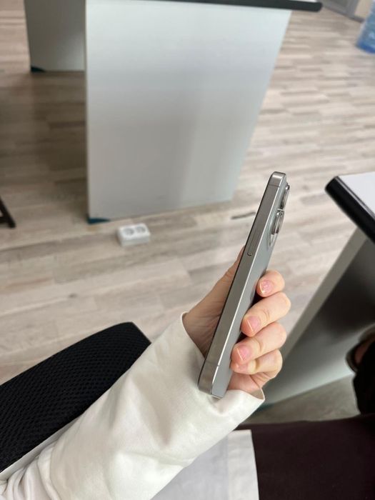 Iphone 15 pro 256 gb 80% акк
