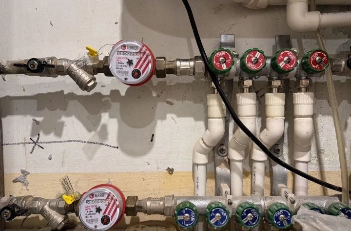 Слесарь сантехник услуги