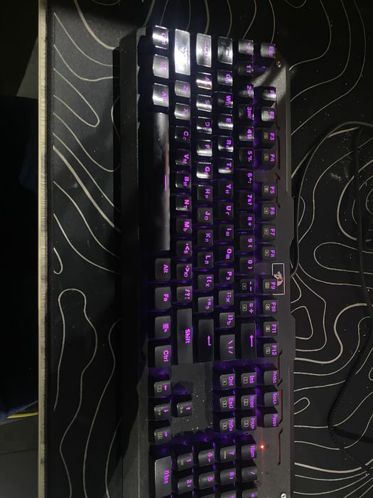 10 dona igrovoy kompyuter monitor klava mishka