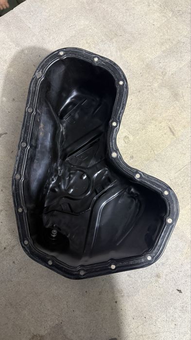 Поддон и крышка двигалеля камри v40 2GR-FE