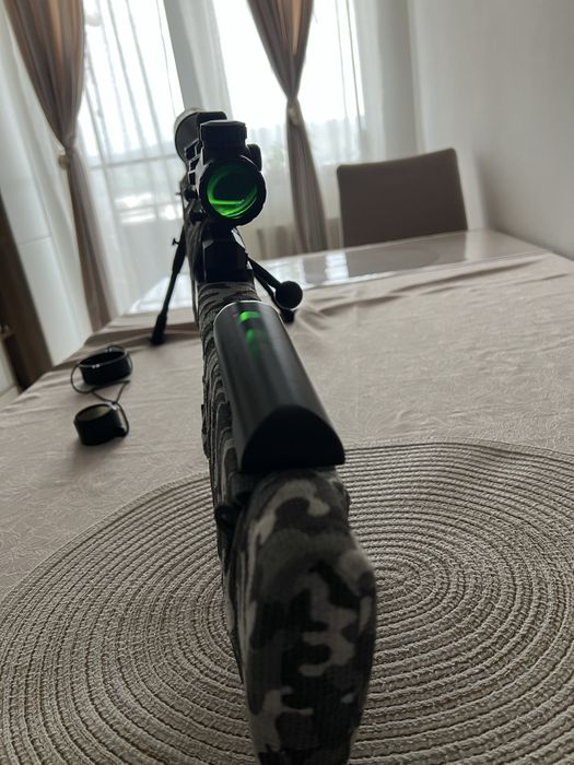 Închiriez sniper airsoft premium + lunetă iluminată + bipod