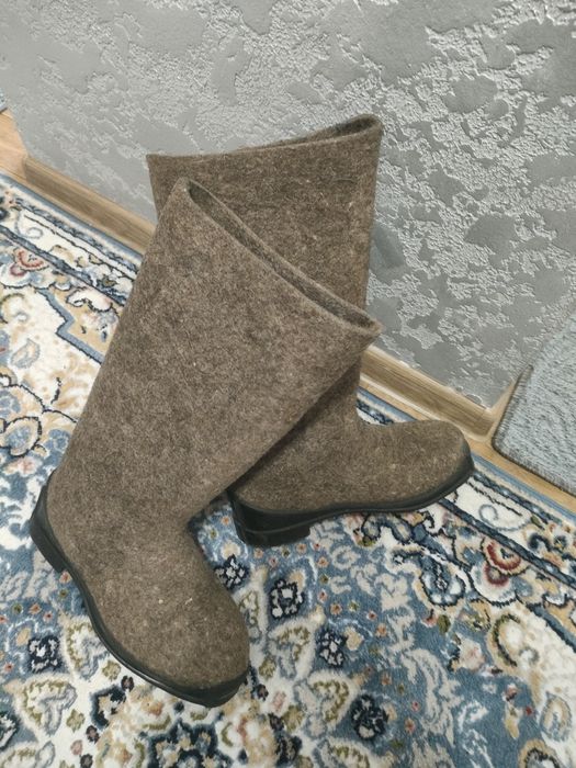 Валенки 42 размер.