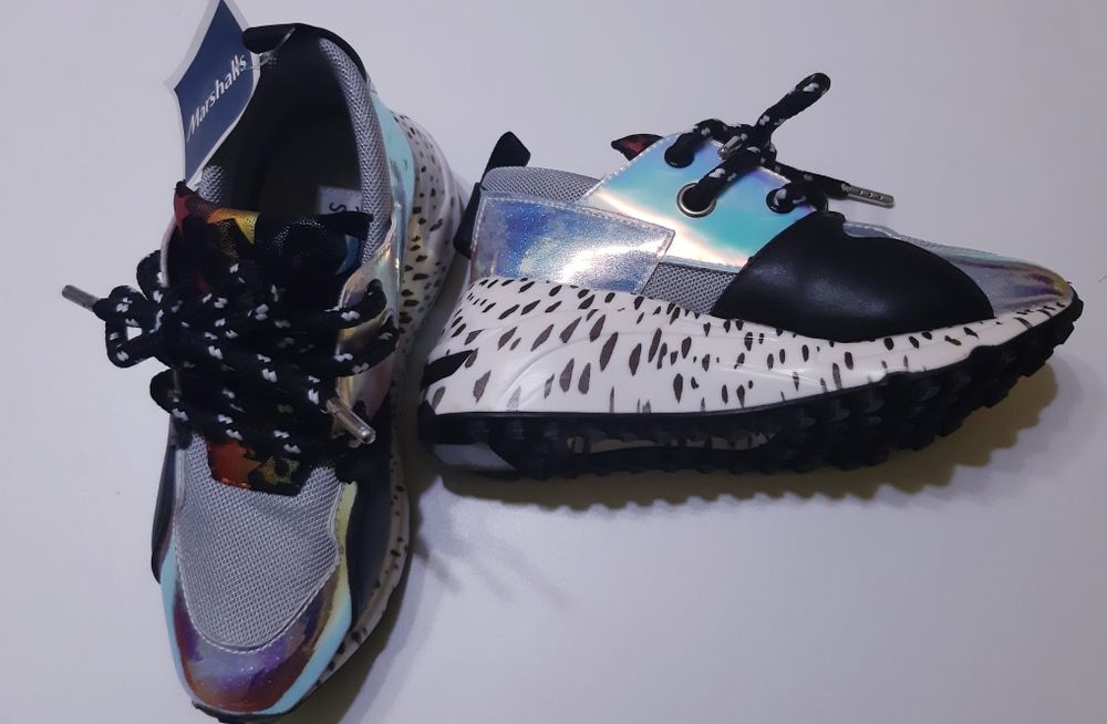 Pantofi sport holografici fete măsura 30-31