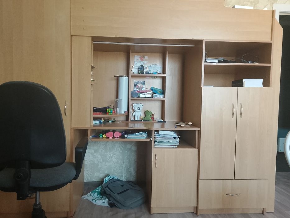 Продам детскую стенку